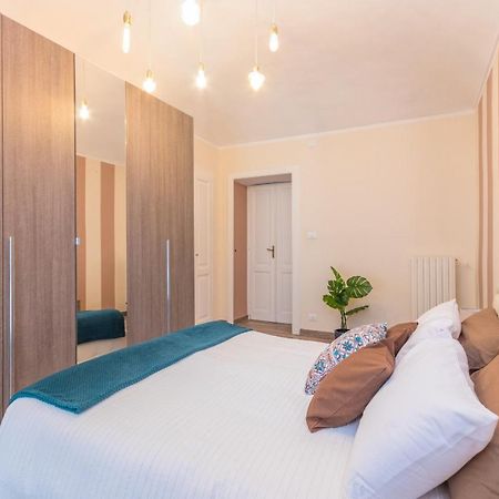 Appartamento In Piazza Adriano In Zona Cenisia Turin Exterior photo