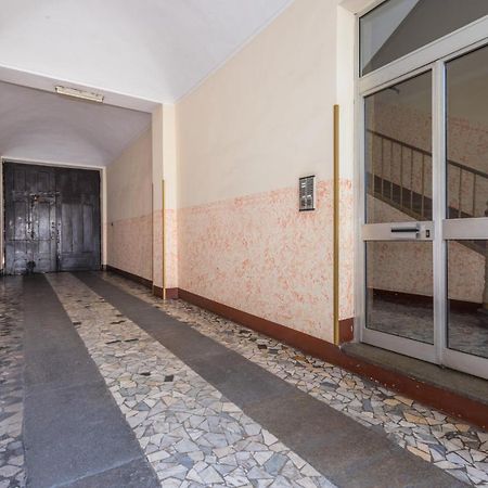 Appartamento In Piazza Adriano In Zona Cenisia Turin Exterior photo
